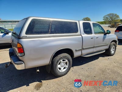Trzecie zdjęcie samochodu z tyłu: 2002 TOYOTA TUNDRA SR5 V8 VIN:5TBBT44122S263867 - miniatura