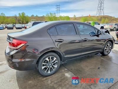 Trzecie zdjęcie samochodu z tyłu: 2013 HONDA CIVIC EXL VIN:2HGFB2F90DH535483 - miniatura