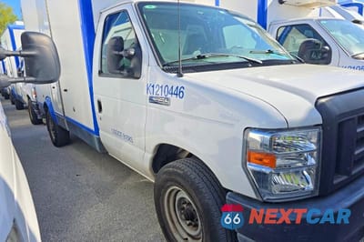 2023 FORD ECONOLINE E350 SUPER DUTY CUTAWAY VAN 1FDWE3FK3PDD14780 - główne zdjęcie licytacji z USA - miniatura