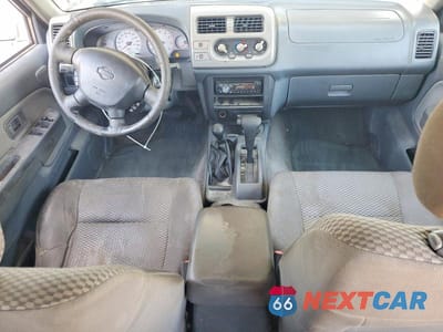 Zdjęcie 8 z 12 samochodu: 2001 NISSAN FRONTIER XE VIN:1N6ED27Y61C382887 - miniatura