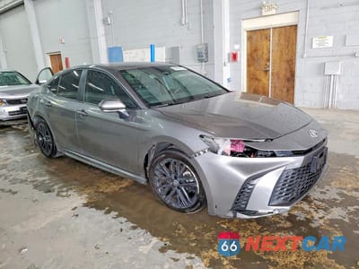 Czwarte zdjęcie samochodu z boku: 2025 TOYOTA CAMRY SE VIN:4T1DAACK5SU562341 - miniatura