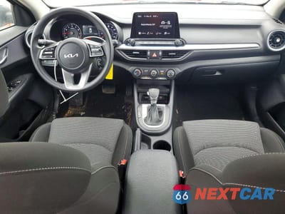 Zdjęcie 8 z 13 samochodu: 2024 KIA FORTE LXS VIN:3KPF24AD5RE713137 - miniatura