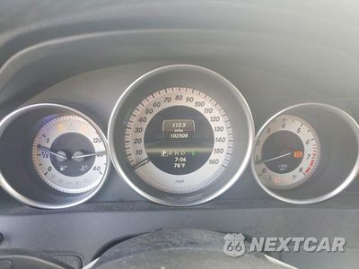 Zdjęcie 9 z 13 samochodu: 2013 MERCEDES-BENZ C 250 VIN:WDDGF4HB6DR264664 - miniatura