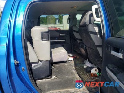Zdjęcie 10 z 12 samochodu: 2016 TOYOTA TUNDRA CREWMAX LIMITED VIN:5TFFW5F10GX198750 - miniatura