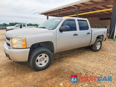 2007 CHEVROLET SILVERADO K1500 CREW CAB 2GCEK13MX71525909 - główne zdjęcie licytacji z USA - miniatura