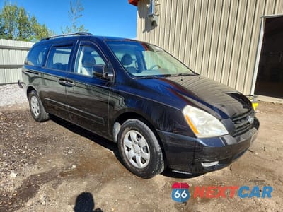 Czwarte zdjęcie samochodu z boku: 2010 KIA SEDONA LX VIN:KNDMG4C30A6342217 - miniatura