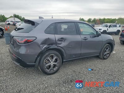 Trzecie zdjęcie samochodu z tyłu: 2025 HONDA HR-V EXL VIN:3CZRZ2H78SM702121 - miniatura