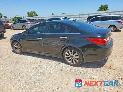 Drugie zdjęcie samochodu z przodu: 2013 HYUNDAI SONATA SE VIN:5NPEC4AC6DH783623 - miniatura