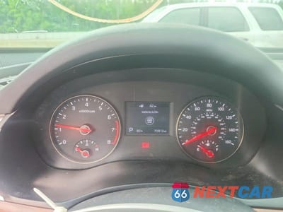 Zdjęcie 9 z 12 samochodu: 2018 KIA CADENZA PREMIUM VIN:KNALC4J13J5114269 - miniatura