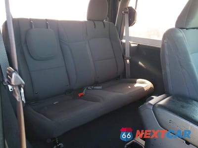Zdjęcie 10 z 13 samochodu: 2022 JEEP WRANGLER SPORT VIN:1C4GJXAG5NW250208 - miniatura