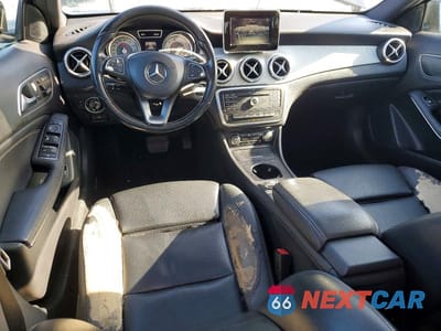 Zdjęcie 8 z 13 samochodu: 2016 MERCEDES-BENZ GLA 250 VIN:WDCTG4EB3GJ225831 - miniatura
