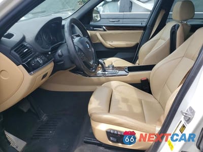 Zdjęcie 7 z 12 samochodu: 2016 BMW X3 SDRIVE28I VIN:5UXWZ7C53G0T42647 - miniatura
