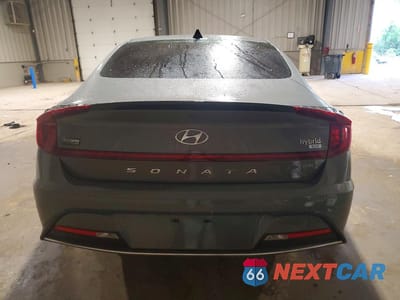 Zdjęcie 6 z 12 samochodu: 2021 HYUNDAI SONATA HYBRID BLUE VIN:KMHL24JJ2MA029176 - miniatura