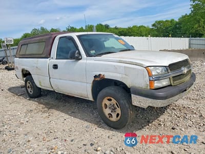 Czwarte zdjęcie samochodu z boku: 2004 CHEVROLET SILVERADO K1500 VIN:1GCEK14V74E107714 - miniatura