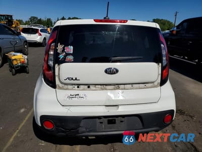 Zdjęcie 6 z 13 samochodu: 2019 KIA SOUL BASE VIN:KNDJN2A2XK7915532 - miniatura