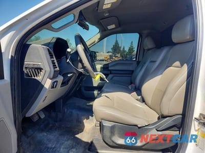 Zdjęcie 7 z 12 samochodu: 2018 FORD F150 VIN:1FTMF1CB8JKG06607 - miniatura