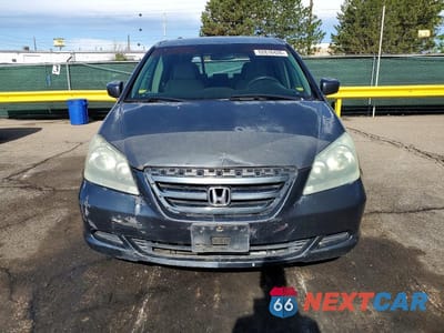 Piąte zdjęcie samochodu w środku: 2005 HONDA ODYSSEY EX VIN:5FNRL38405B407770 - miniatura