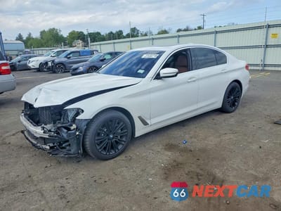 2019 BMW 540 XI WBAJE7C51KWW29334 - główne zdjęcie licytacji z USA - miniatura