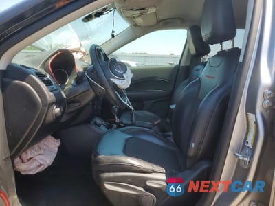 Zdjęcie 7 z 13 samochodu: 2019 JEEP COMPASS TRAILHAWK VIN:3C4NJDDB0KT759825 - miniatura