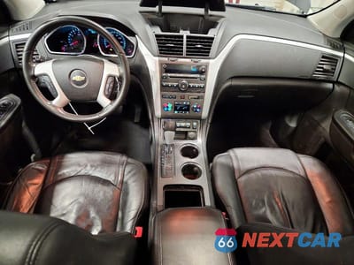 Zdjęcie 8 z 13 samochodu: 2012 CHEVROLET TRAVERSE LT VIN:1GNKRJED6CJ281937 - miniatura