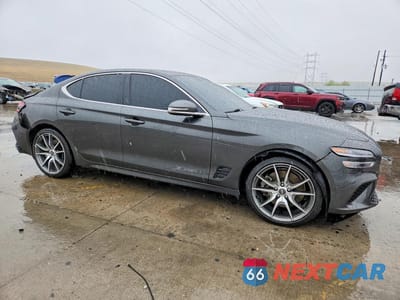 Czwarte zdjęcie samochodu z boku: 2023 GENESIS G70 3.3T STANDARD VIN:KMTG54TE6PU114975 - miniatura