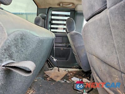 Zdjęcie 10 z 12 samochodu: 2001 CHEVROLET SILVERADO K1500 VIN:1GCEK19T91Z232175 - miniatura