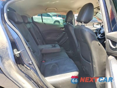 Zdjęcie 10 z 12 samochodu: 2018 MAZDA 3 TOURING VIN:3MZBN1L34JM272777 - miniatura