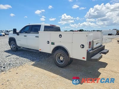 Drugie zdjęcie samochodu z przodu: 2024 CHEVROLET SILVERADO K3500 VIN:1GB4YSEY0RF358105 - miniatura