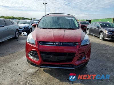 Piąte zdjęcie samochodu w środku: 2016 FORD ESCAPE TITANIUM VIN:1FMCU9JX4GUC77900 - miniatura