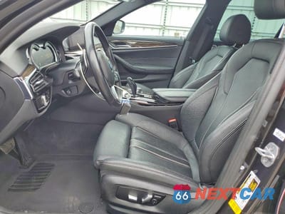 Zdjęcie 7 z 13 samochodu: 2019 BMW 530 I VIN:WBAJA5C58KBX46819 - miniatura