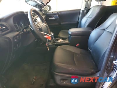 Zdjęcie 7 z 13 samochodu: 2017 TOYOTA 4RUNNER TRD OFF-ROAD PREMIUM VIN:JTEBU5JR2H5465428 - miniatura