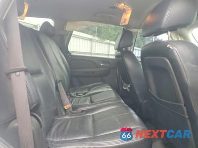 Zdjęcie 11 z 13 samochodu: 2010 CHEVROLET TAHOE C1500 LS VIN:1GNMCAE07AR100009 - miniatura