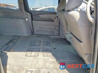 Zdjęcie 11 z 13 samochodu: 2016 HONDA ODYSSEY SE VIN:5FNRL5H39GB015800 - miniatura
