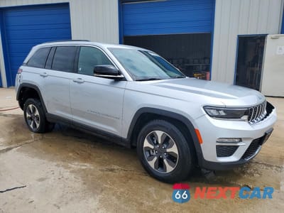 Czwarte zdjęcie samochodu z boku: 2025 JEEP GRAND CHEROKEE 4XE VIN:1C4RJYB69S8700933 - miniatura