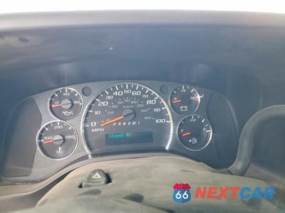 Zdjęcie 8 z 10 samochodu: 2020 CHEVROLET EXPRESS G3500 LS 6.0L V8 PASSENGER VIN:1GAZGNFG8L1251425 - miniatura