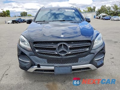 Piąte zdjęcie samochodu w środku: 2017 MERCEDES-BENZ GLE 350 VIN:4JGDA5JB6HA937478 - miniatura