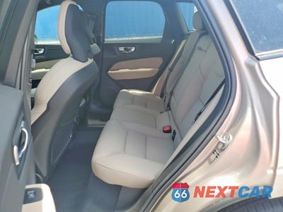 Zdjęcie 11 z 13 samochodu: 2026 VOLVO XC60 PLUS VIN:YV4M12RC1T1367220 - miniatura