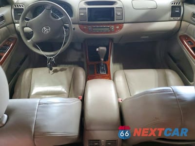 Zdjęcie 8 z 13 samochodu: 2003 TOYOTA CAMRY XLE V6 VIN:JTDBF30K730151318 - miniatura