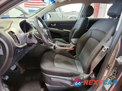 Zdjęcie 7 z 13 samochodu: 2016 KIA SPORTAGE LX VIN:KNDPB3AC7G7823741 - miniatura