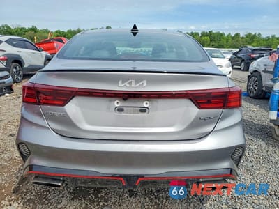 Zdjęcie 6 z 13 samochodu: 2023 KIA FORTE GT VIN:3KPF44ACXPE529598 - miniatura