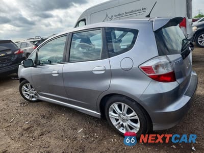 Drugie zdjęcie samochodu z przodu: 2009 HONDA FIT SPORT VIN:JHMGE88429S012091 - miniatura