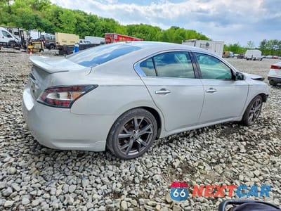 Trzecie zdjęcie samochodu z tyłu: 2013 NISSAN MAXIMA 3.5 S VIN:1N4AA5AP2DC814980 - miniatura
