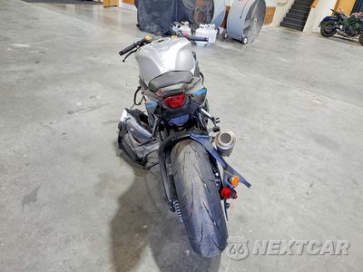Czwarte zdjęcie samochodu z boku: 2025 SUZUKI GSX-R1000 R VIN:JS1DM11H3S7100243 - miniatura