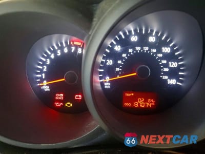 Zdjęcie 9 z 12 samochodu: 2012 KIA SOUL BASE VIN:KNDJT2A56C7439815 - miniatura