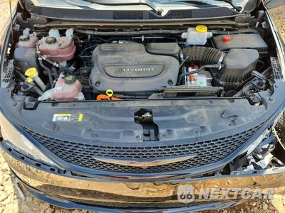 Zdjęcie 12 z 13 samochodu: 2020 CHRYSLER PACIFICA HYBRID LIMITED VIN:2C4RC1N74LR261426 - miniatura