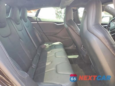 Zdjęcie 10 z 12 samochodu: 2016 TESLA MODEL S VIN:5YJSA1E11GF161434 - miniatura