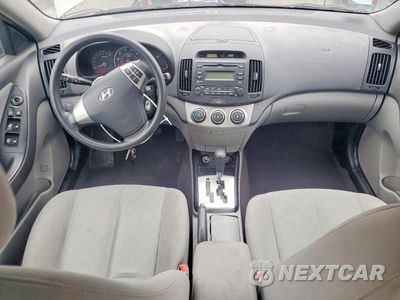 Zdjęcie 8 z 12 samochodu: 2010 HYUNDAI ELANTRA GLS VIN:KMHDU4AD6AU172697 - miniatura