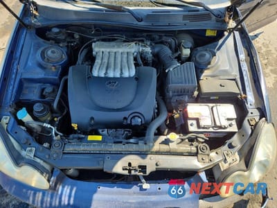 Zdjęcie 11 z 13 samochodu: 2004 HYUNDAI SONATA GLS VIN:KMHWF35H74A003871 - miniatura