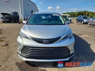 Piąte zdjęcie samochodu w środku: 2022 TOYOTA SIENNA LE VIN:5TDKRKEC7NS083332 - miniatura