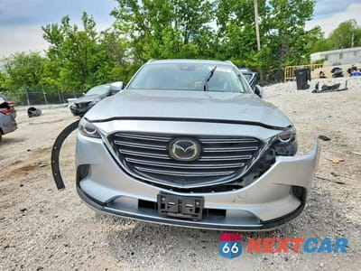 Piąte zdjęcie samochodu w środku: 2018 MAZDA CX-9 TOURING VIN:JM3TCBCY6J0213948 - miniatura